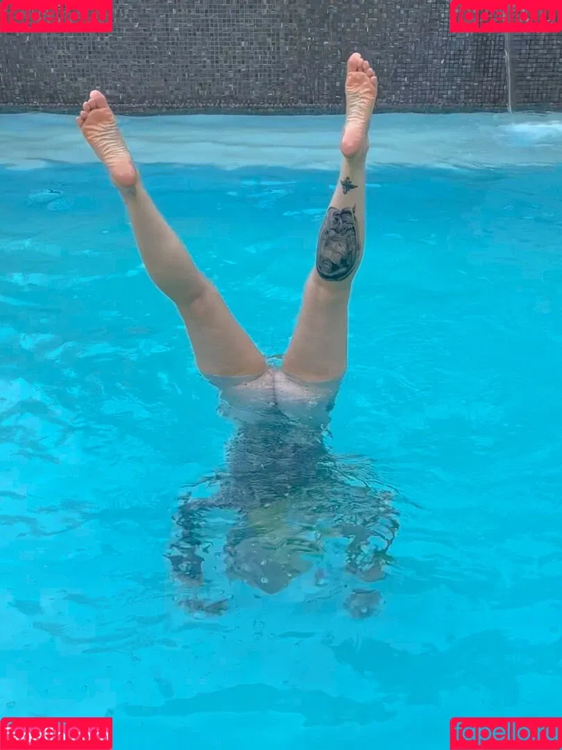 CBG19 Onlyfans Photo Gallery 