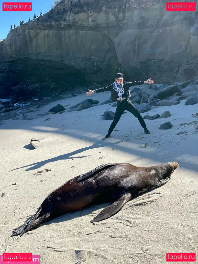 CBG19 Onlyfans Photo Gallery 