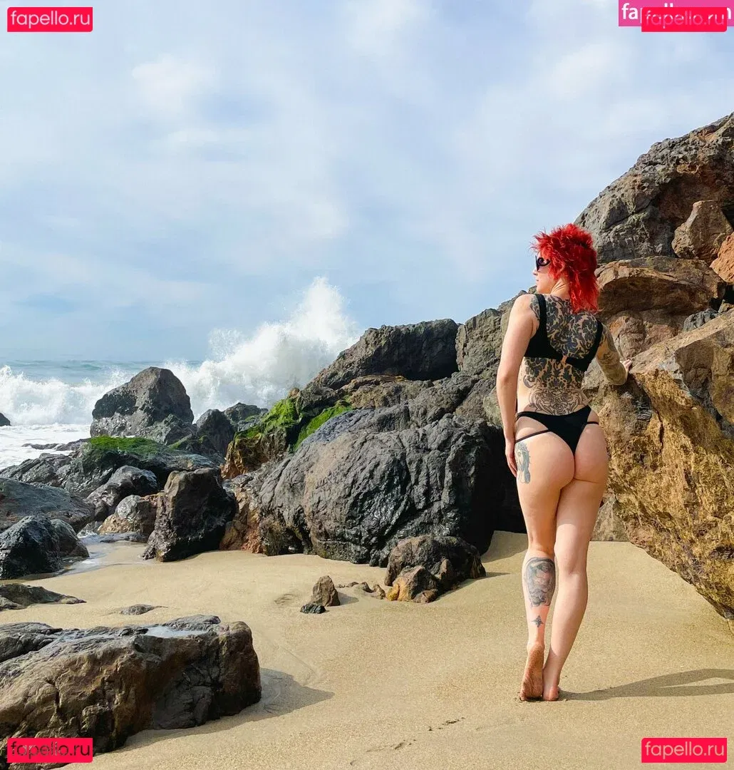 CBG19 Onlyfans Photo Gallery 