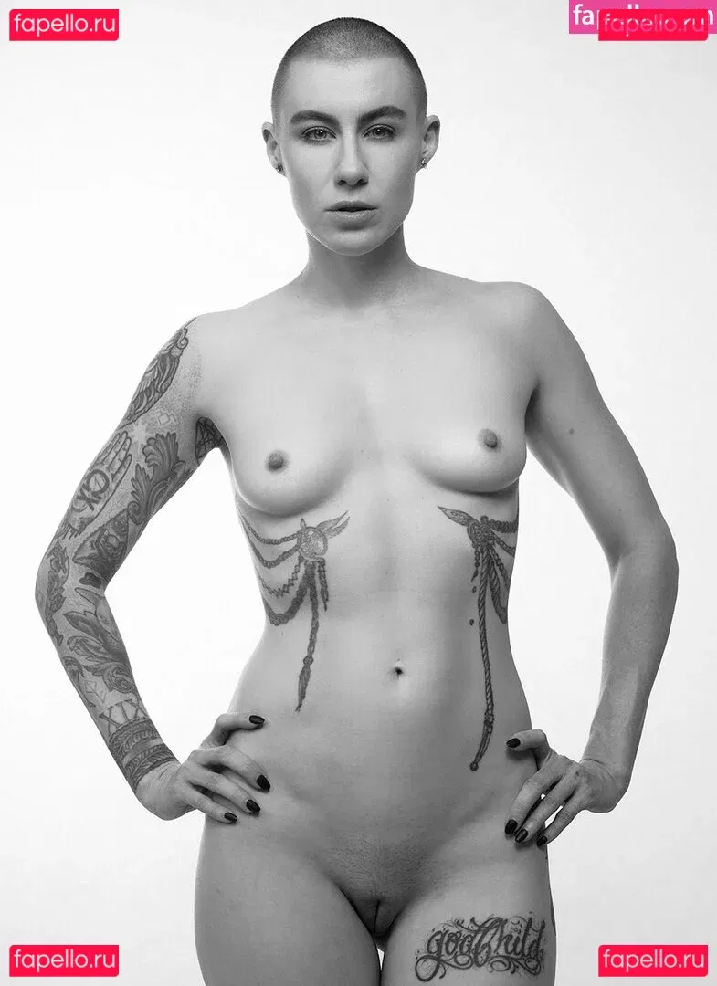 CBG19 Onlyfans Photo Gallery 