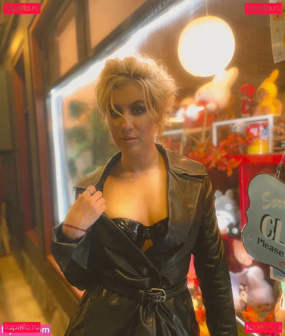 CBG19 Onlyfans Photo Gallery 