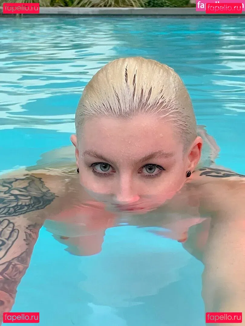 CBG19 Onlyfans Photo Gallery 