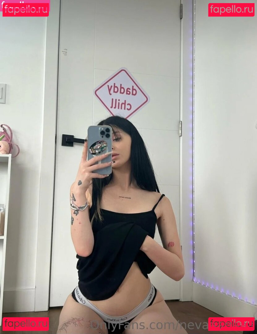 Nevaaadaa / nevaaadaaa Onlyfans Photo Gallery 