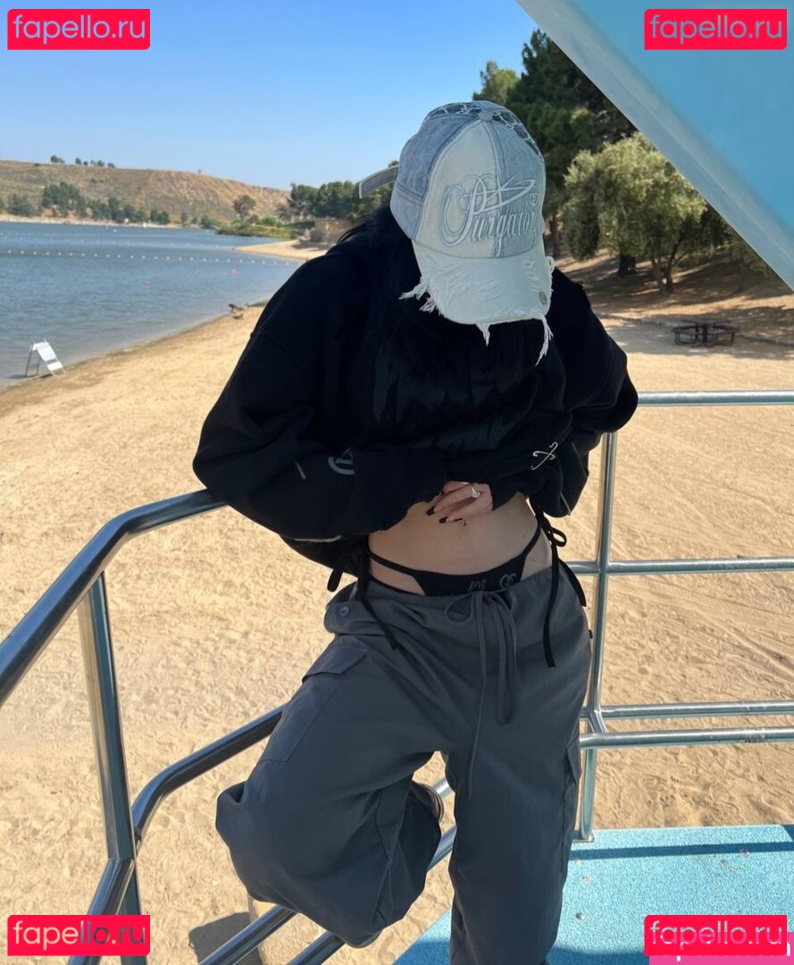 Nevaaadaa / nevaaadaaa Onlyfans Photo Gallery 