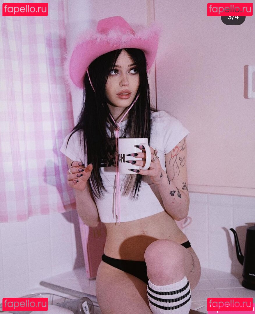 Nevaaadaa / nevaaadaaa Onlyfans Photo Gallery 