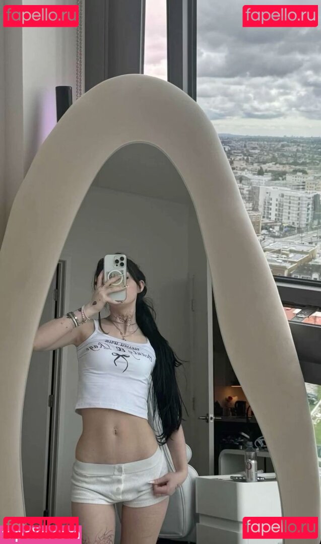 Nevaaadaa / nevaaadaaa Onlyfans Photo Gallery 