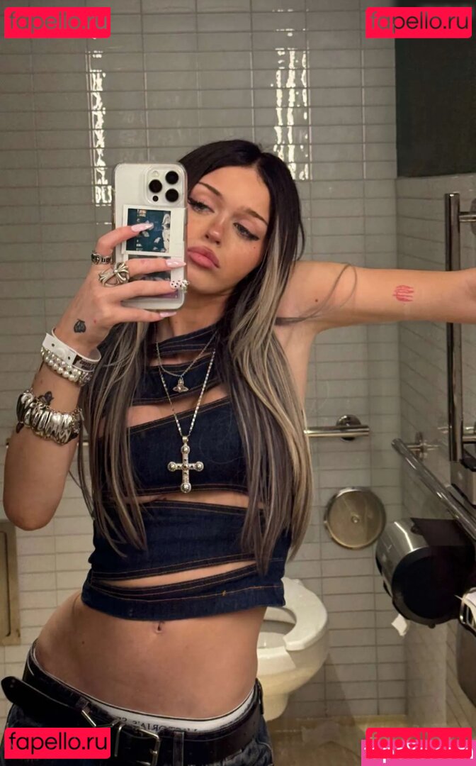 Nevaaadaa / nevaaadaaa Onlyfans Photo Gallery 