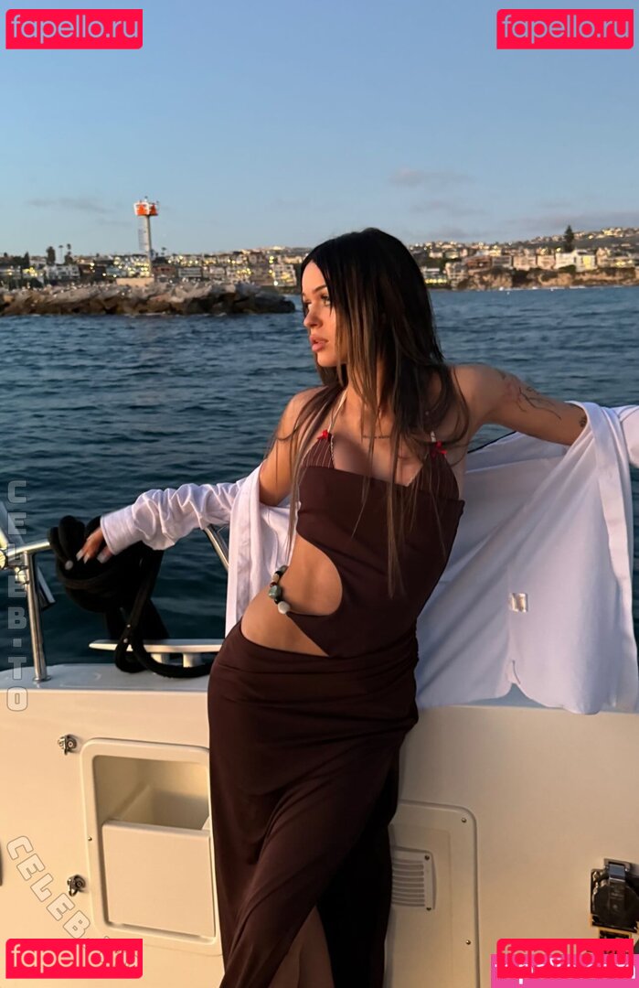 Nevaaadaa / nevaaadaaa Onlyfans Photo Gallery 