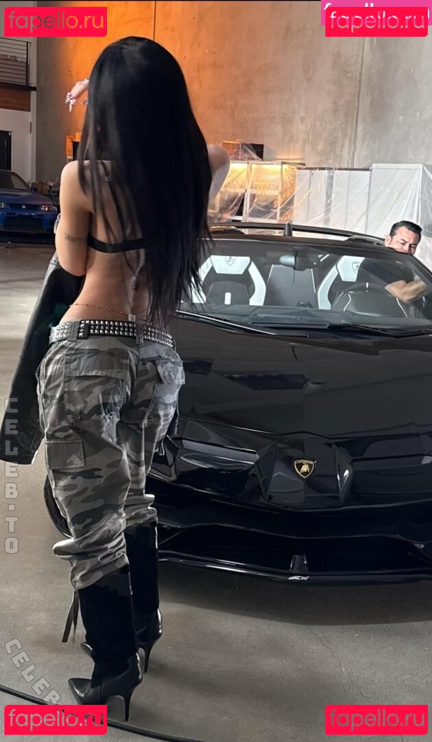 Nevaaadaa / nevaaadaaa Onlyfans Photo Gallery 