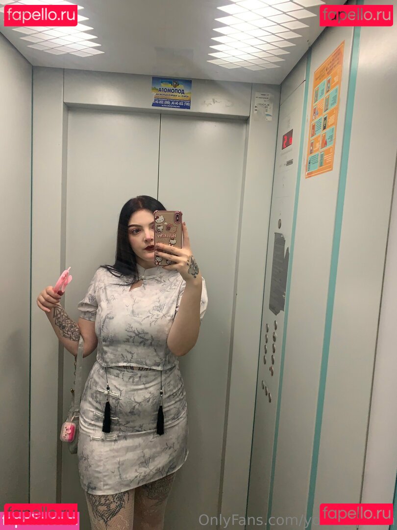 yours_queen Onlyfans Photo Gallery 