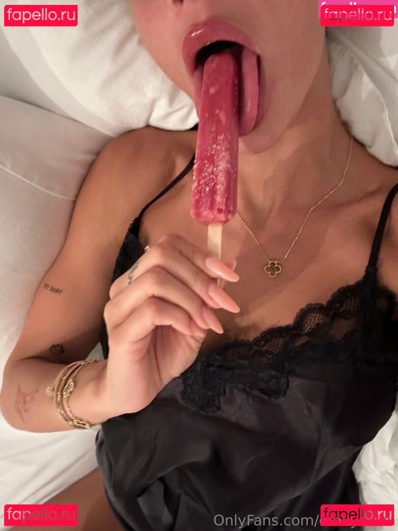 emilysalch Onlyfans Photo Gallery 