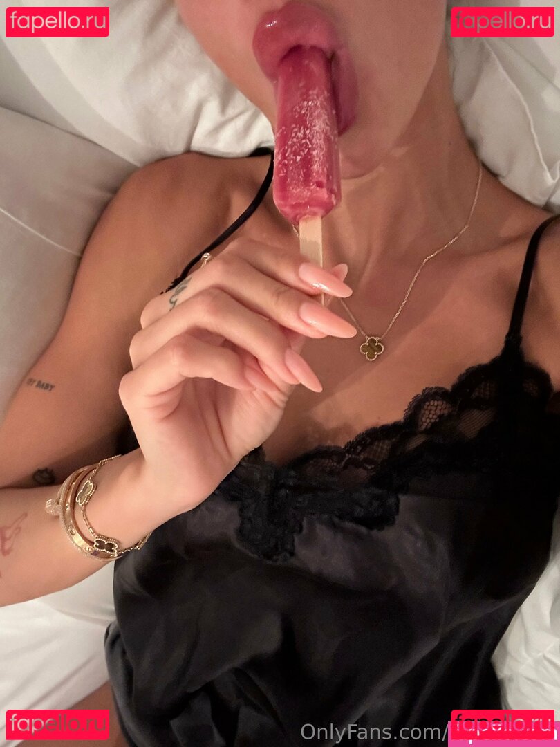 emilysalch Onlyfans Photo Gallery 