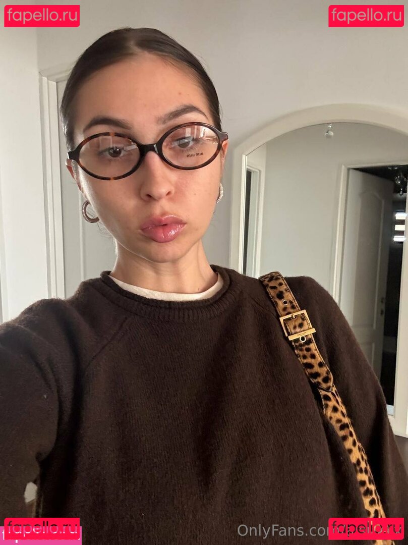 aisuxxx Onlyfans Photo Gallery 