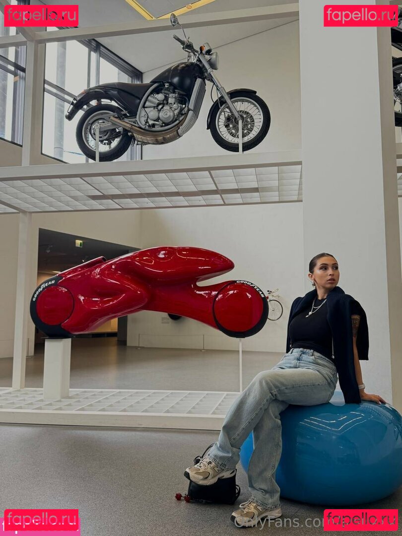 aisuxxx Onlyfans Photo Gallery 