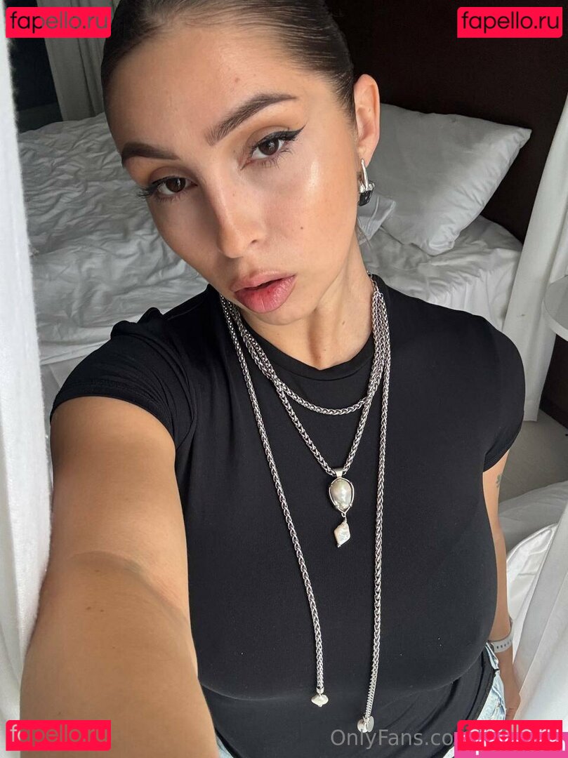 aisuxxx Onlyfans Photo Gallery 