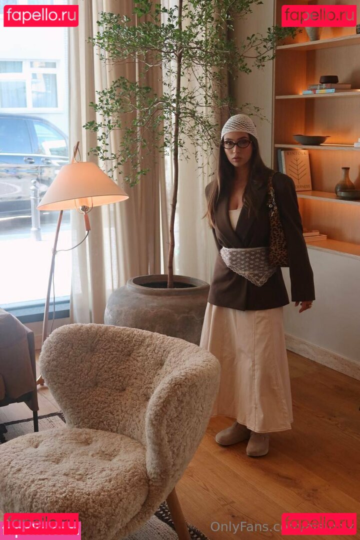 aisuxxx Onlyfans Photo Gallery 