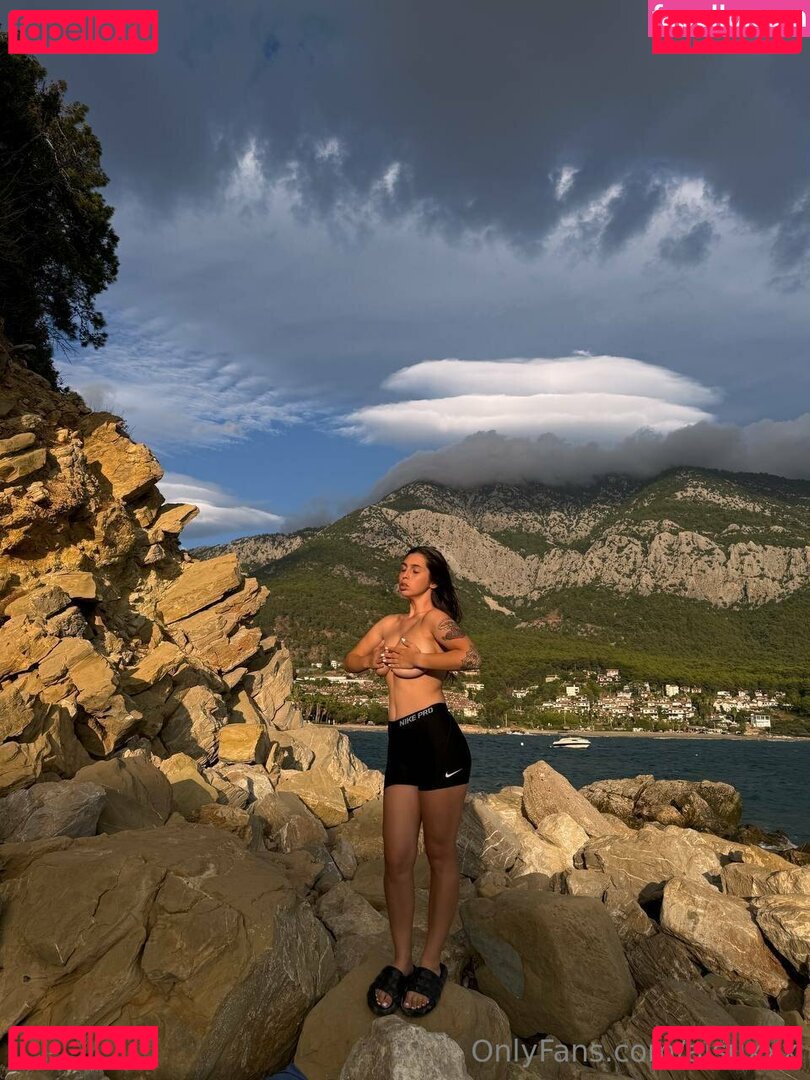 aisuxxx Onlyfans Photo Gallery 