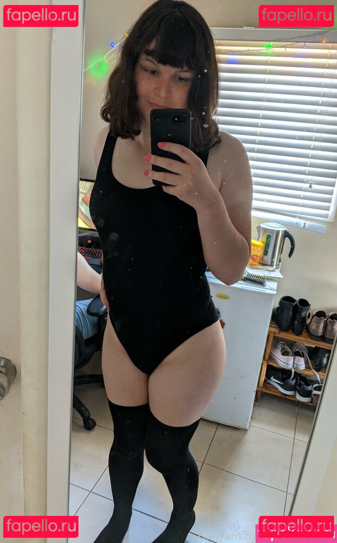 artemis_lun / artemislunaaa Onlyfans Photo Gallery 