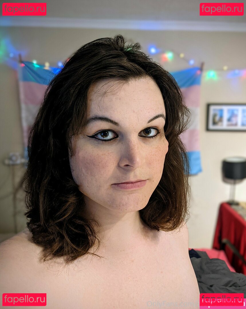 artemis_lun / artemislunaaa Onlyfans Photo Gallery 