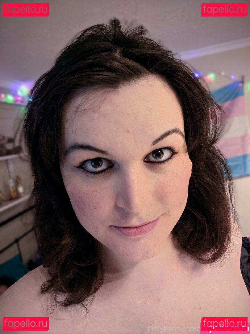 artemis_lun / artemislunaaa Onlyfans Photo Gallery 