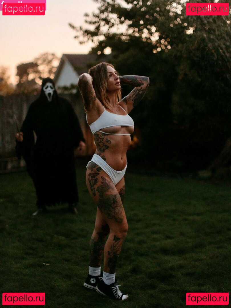 Risa Marie / reesuhh Onlyfans Photo Gallery 