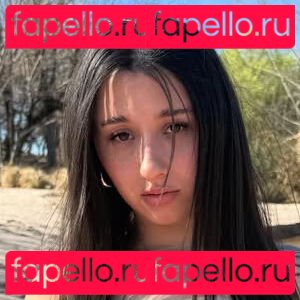 lunapivonelli / luunapivonelli Onlyfans Photo Gallery 