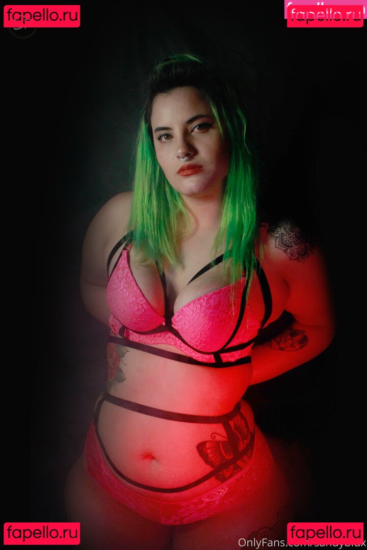 SandyBlux / sandy_azulita / sandyazulita Onlyfans Photo Gallery 