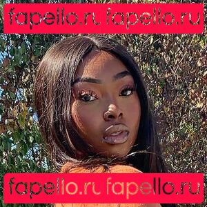 Zea / Zeebee_g Onlyfans Photo Gallery 