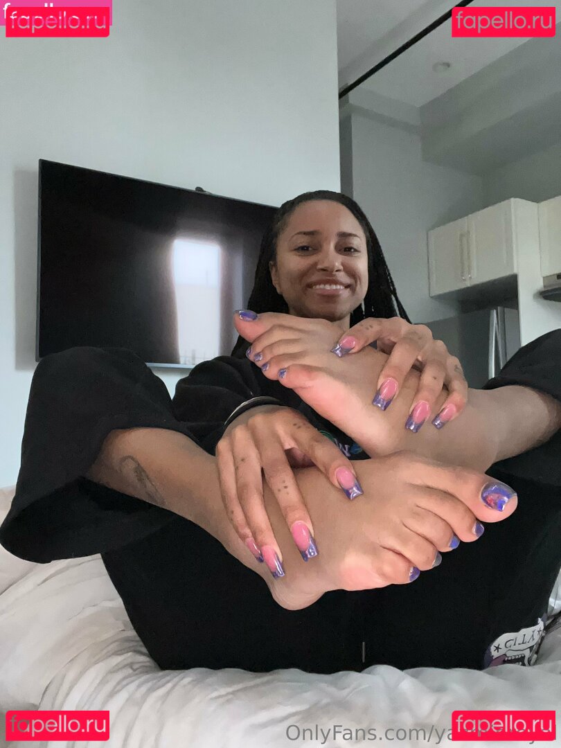 yazminroyal Onlyfans Photo Gallery 