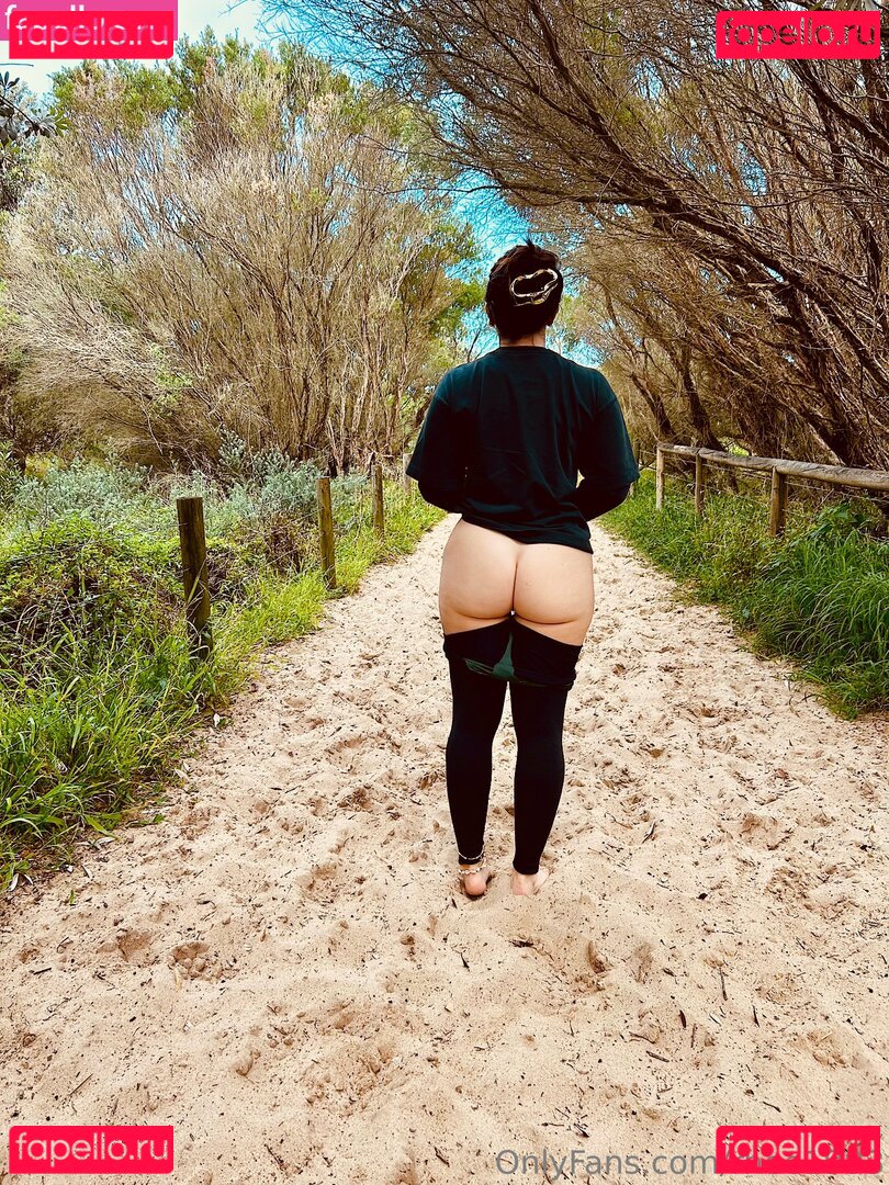 Rhee / Rhee.1993 / rhee1993 Onlyfans Photo Gallery 