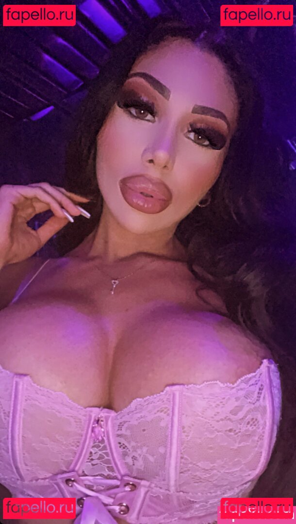 Amiradoll / Amiramya_xo / amiramyaxo Onlyfans Photo Gallery 