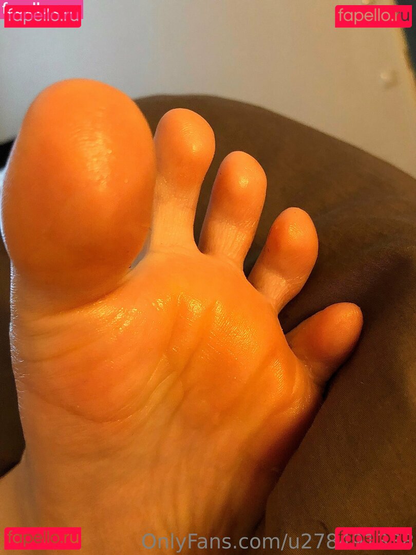 officialeman__ / officialfeetforfun Onlyfans Photo Gallery 