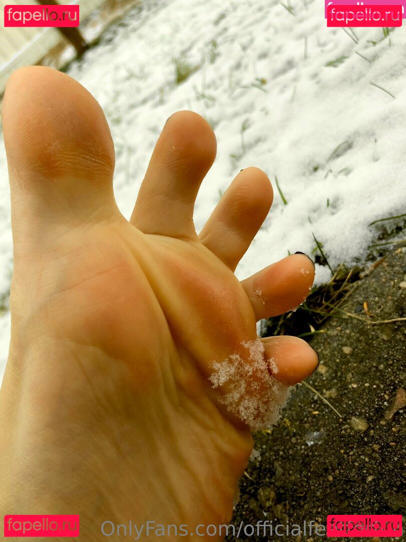 officialeman__ / officialfeetforfun Onlyfans Photo Gallery 