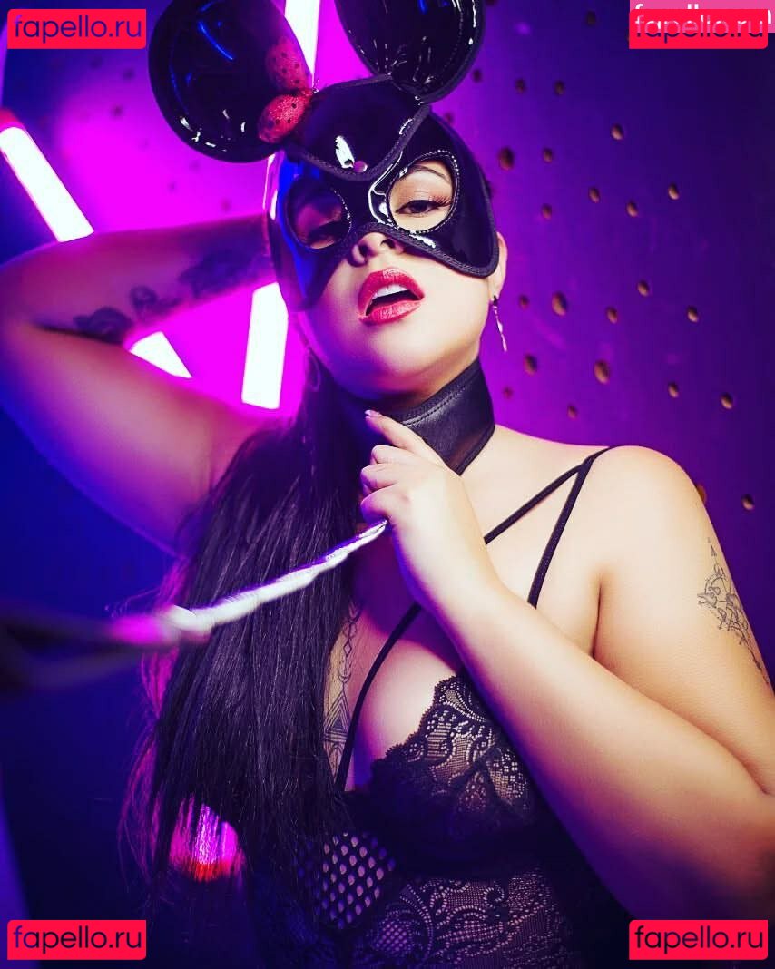 Donuts / caandyvanessa Onlyfans Photo Gallery 