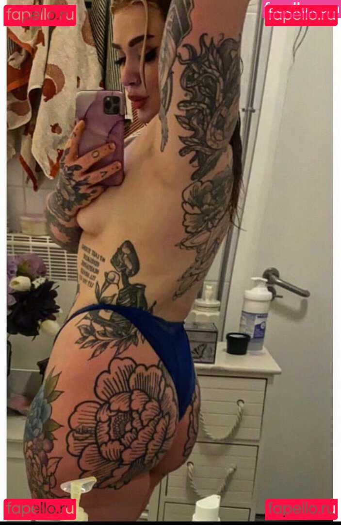 dickgrabberstwt / metalbubsxo Onlyfans Photo Gallery 