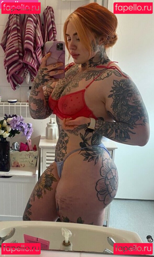 dickgrabberstwt / metalbubsxo Onlyfans Photo Gallery 