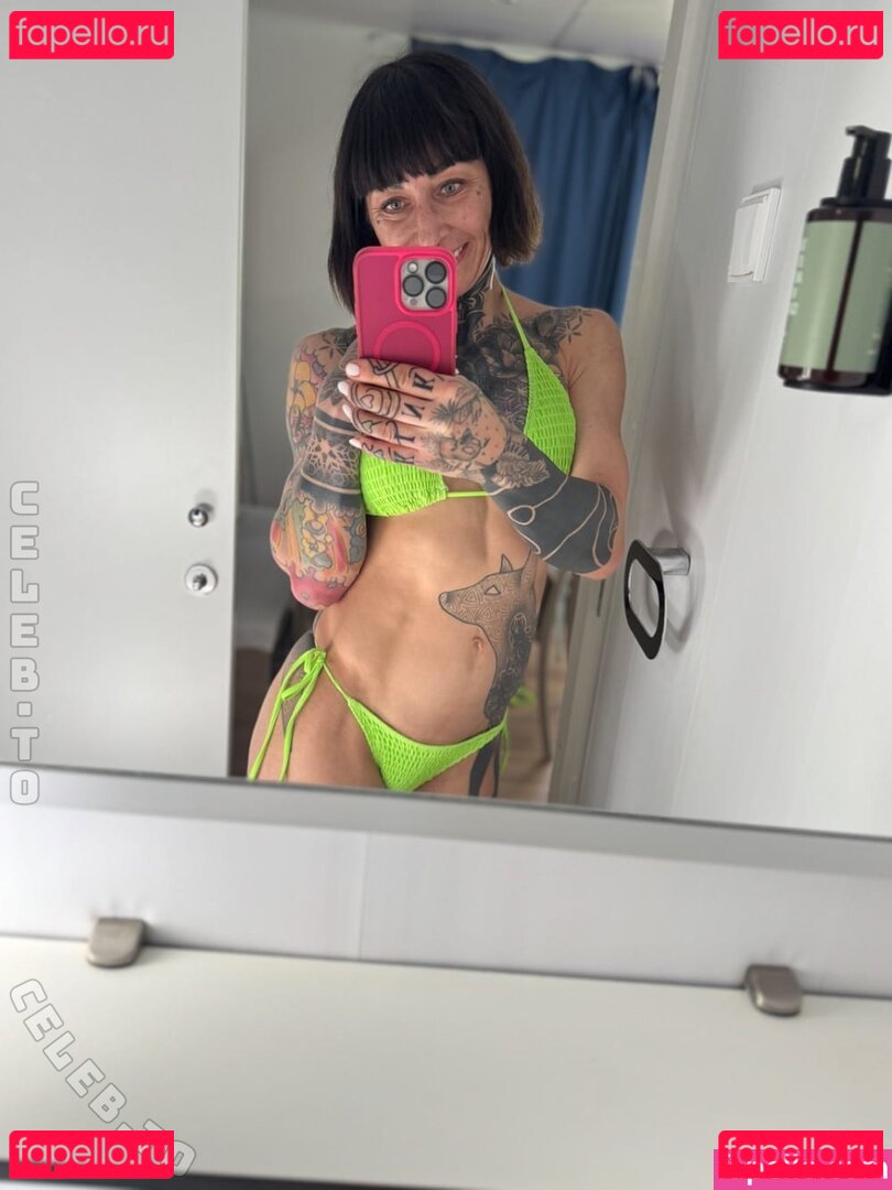 Cari Oh / cari_oh.the_original / carmen.mullegger Onlyfans Photo Gallery 