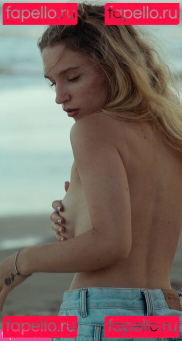 iamcarlavoicu / Onlyfans Photo Gallery 