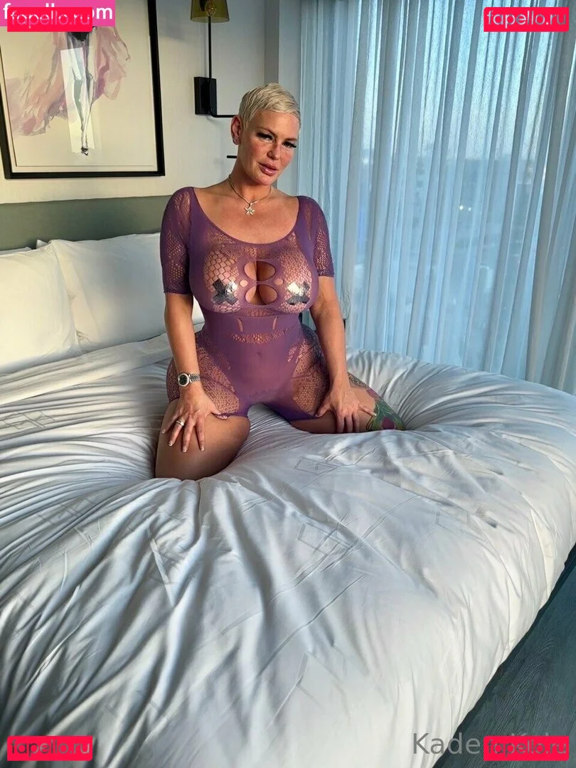 kadenkole Onlyfans Photo Gallery 