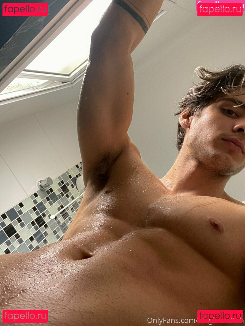 diegho_dolttih / dieghodolttih Onlyfans Photo Gallery 