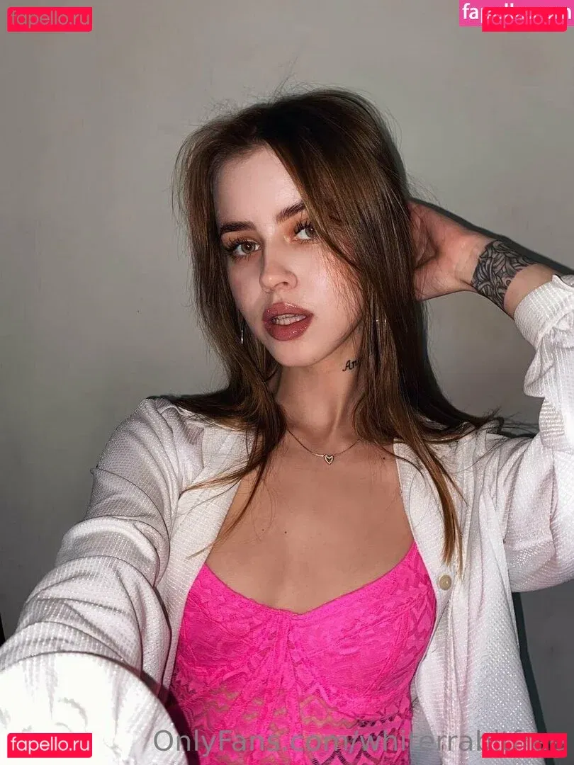 whiterrabitfree Onlyfans Photo Gallery 