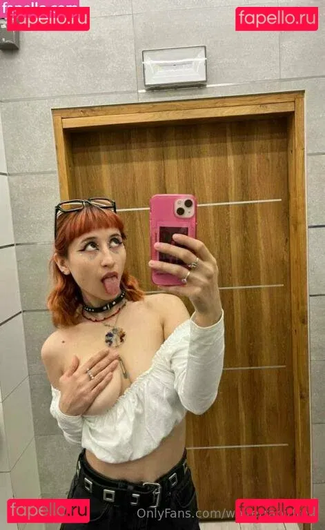 whiterrabitfree Onlyfans Photo Gallery 