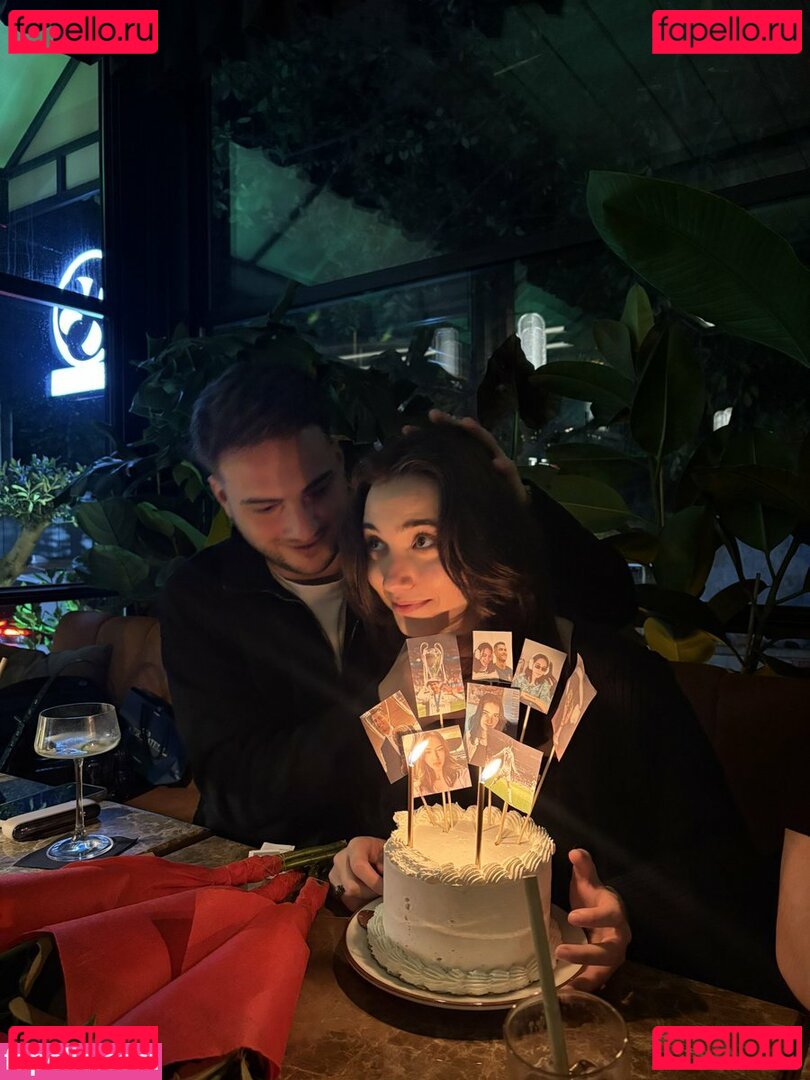 roseheus Onlyfans Photo Gallery 