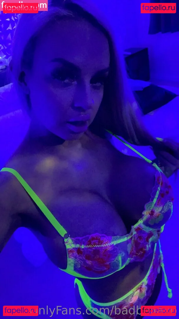 badbellaxo Onlyfans Photo Gallery 