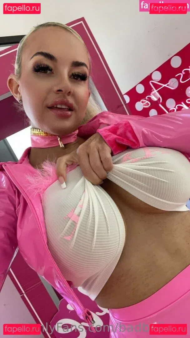 badbellaxo Onlyfans Photo Gallery 