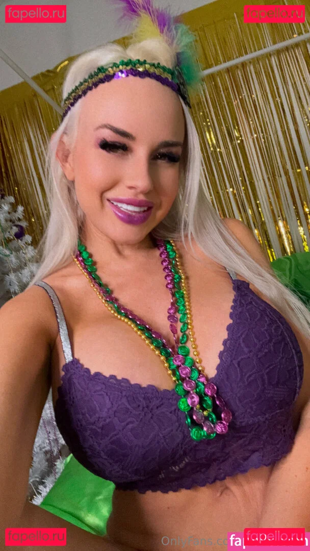 badbellaxo Onlyfans Photo Gallery 