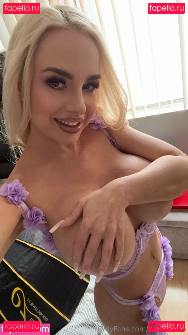 badbellaxo Onlyfans Photo Gallery 