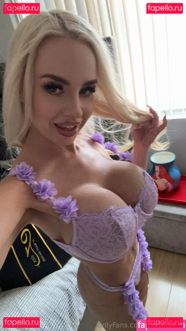 badbellaxo Onlyfans Photo Gallery 