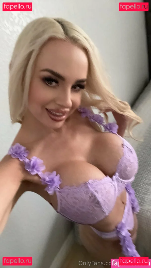 badbellaxo Onlyfans Photo Gallery 