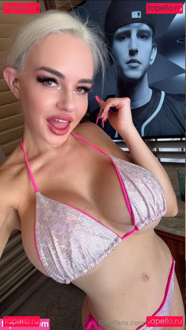 badbellaxo Onlyfans Photo Gallery 